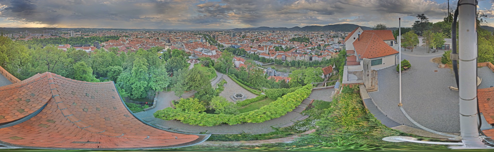 Archiv Foto Webcam Graz: Panorama vom Schlossberg