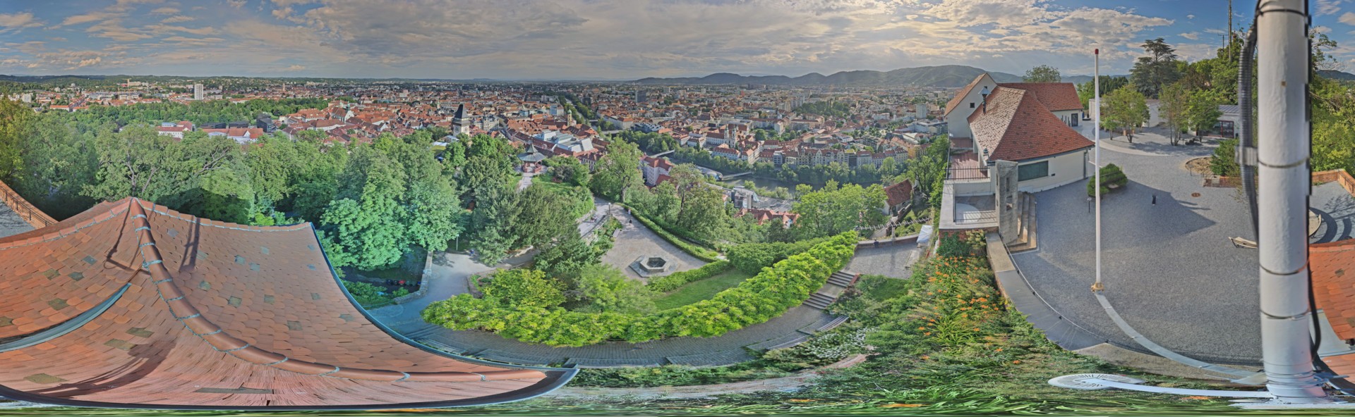 Archiv Foto Webcam Graz: Panorama vom Schlossberg