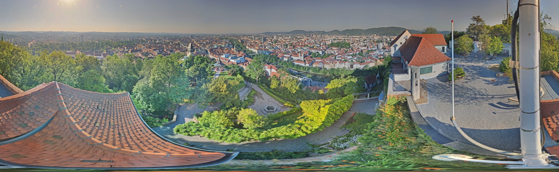 Archiv Foto Webcam Graz: Panorama vom Schlossberg
