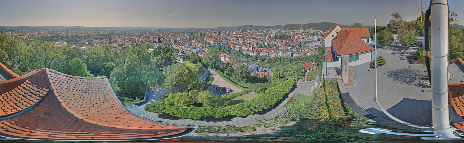 Archiv Foto Webcam Graz: Panorama vom Schlossberg