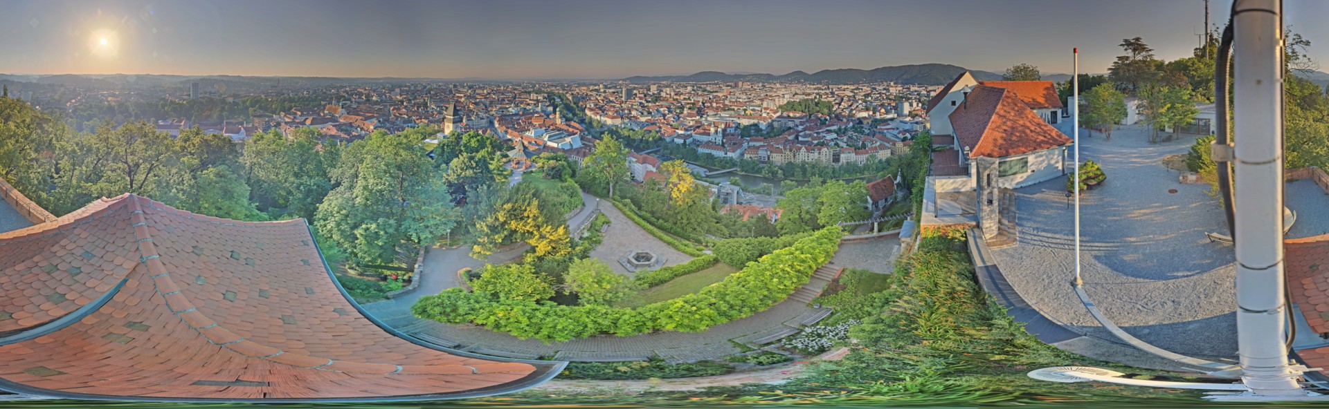 Archiv Foto Webcam Graz: Panorama vom Schlossberg