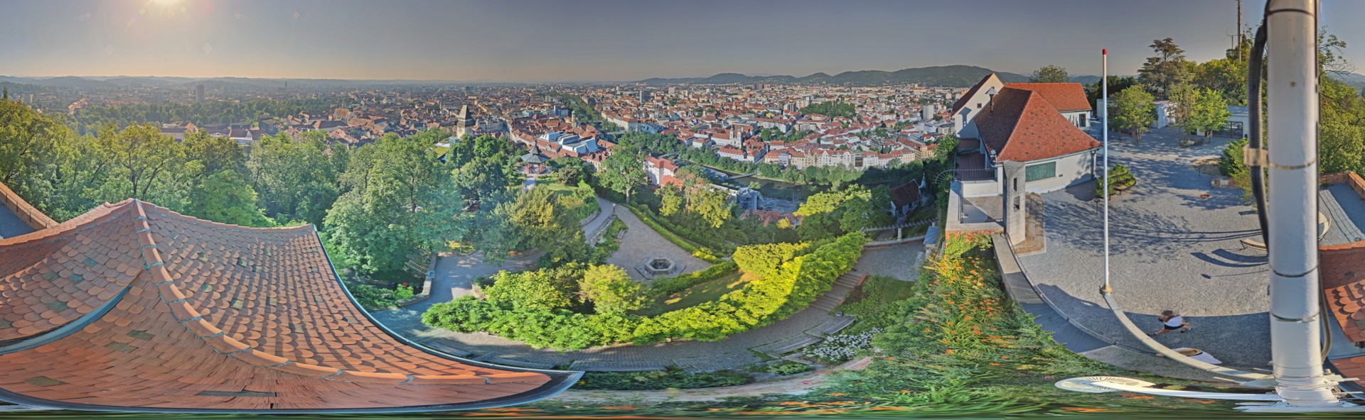 Archiv Foto Webcam Graz: Panorama vom Schlossberg