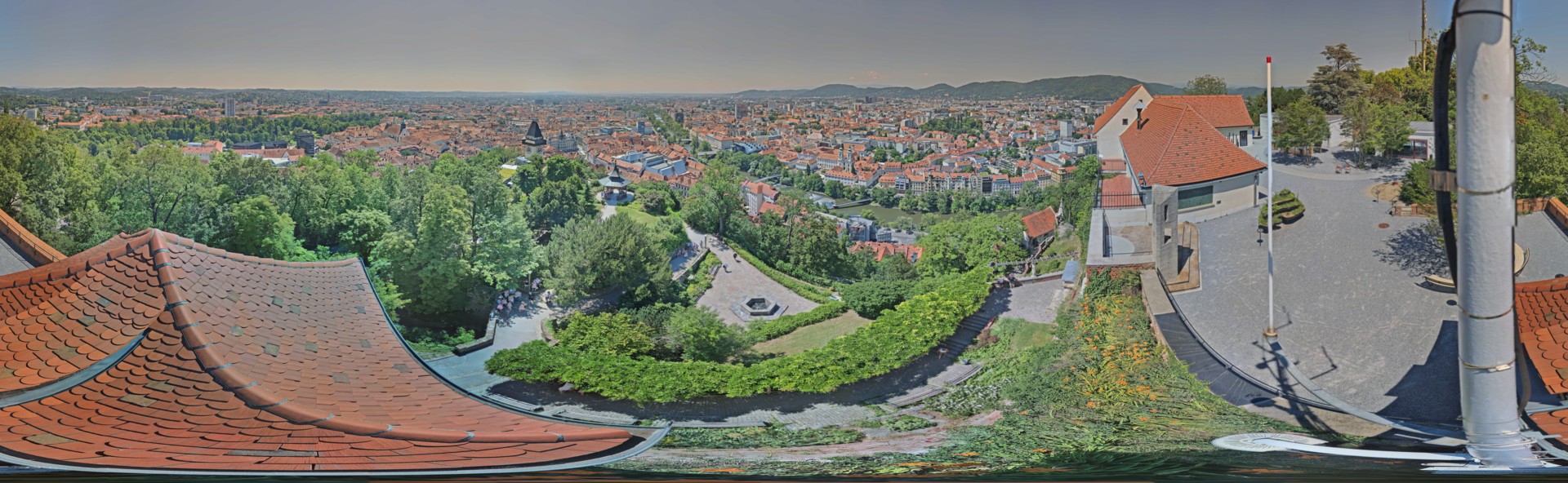 Archiv Foto Webcam Graz: Panorama vom Schlossberg