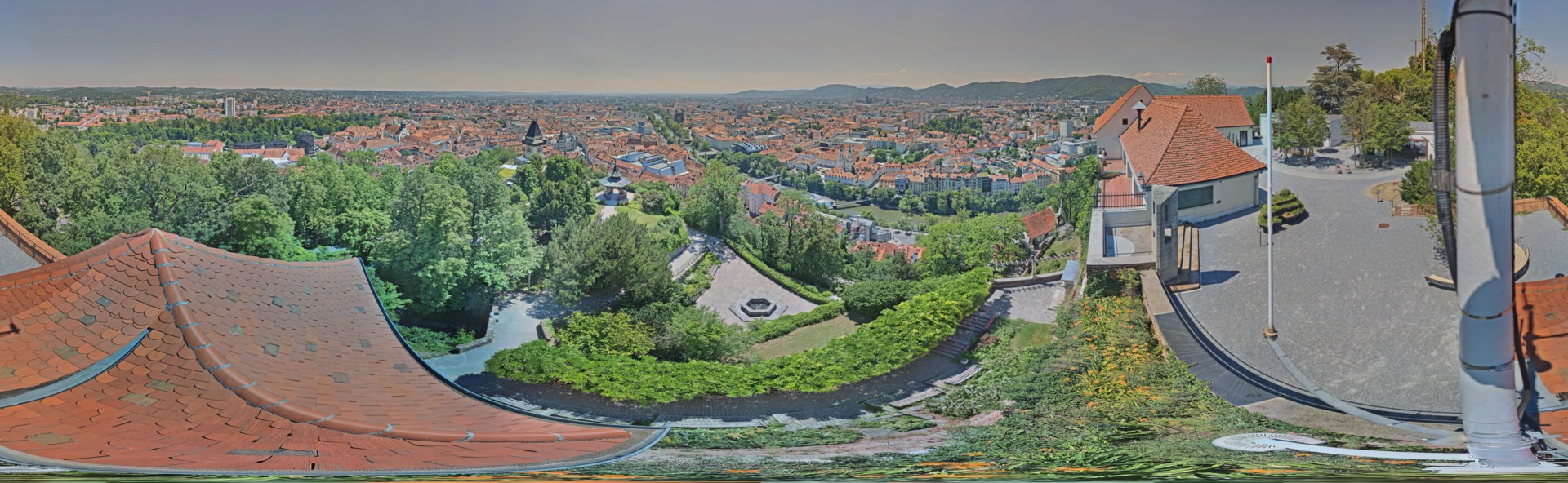 Archiv Foto Webcam Graz: Panorama vom Schlossberg
