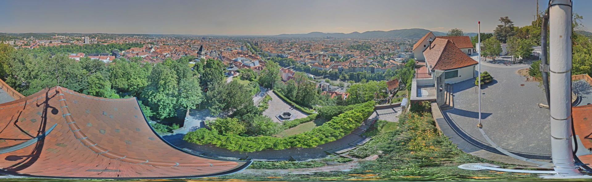 Archiv Foto Webcam Graz: Panorama vom Schlossberg