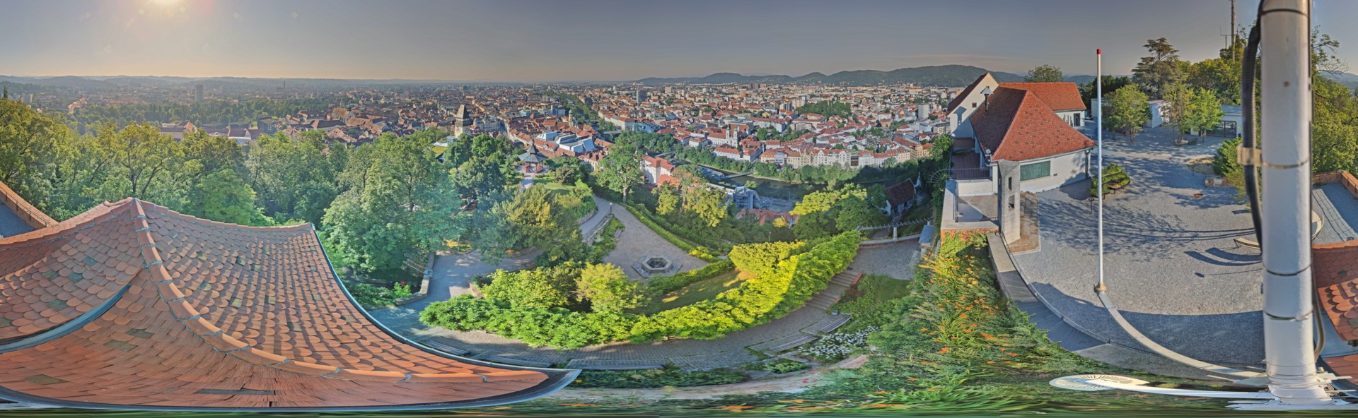 Archiv Foto Webcam Graz: Panorama vom Schlossberg