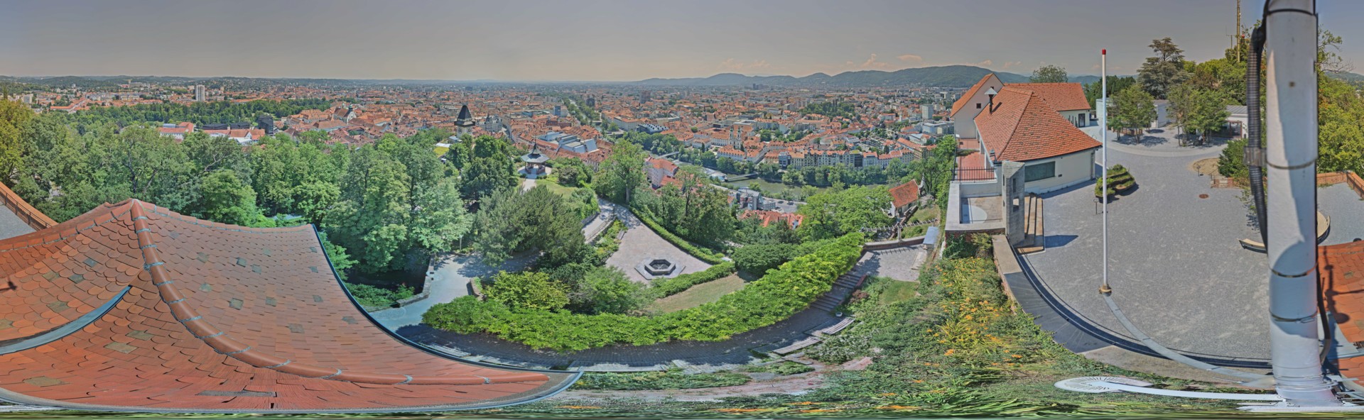 Archiv Foto Webcam Graz: Panorama vom Schlossberg