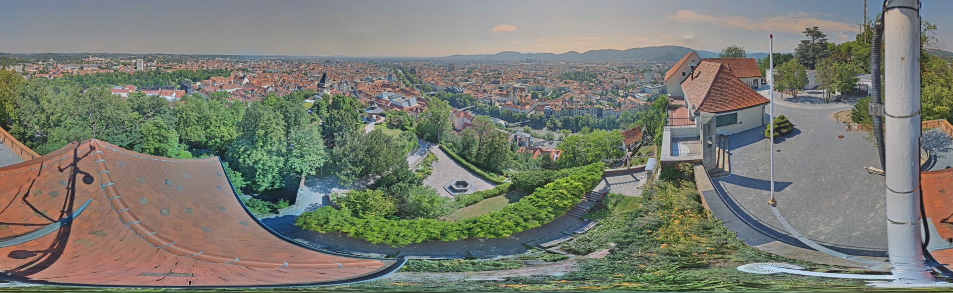 Archiv Foto Webcam Graz: Panorama vom Schlossberg