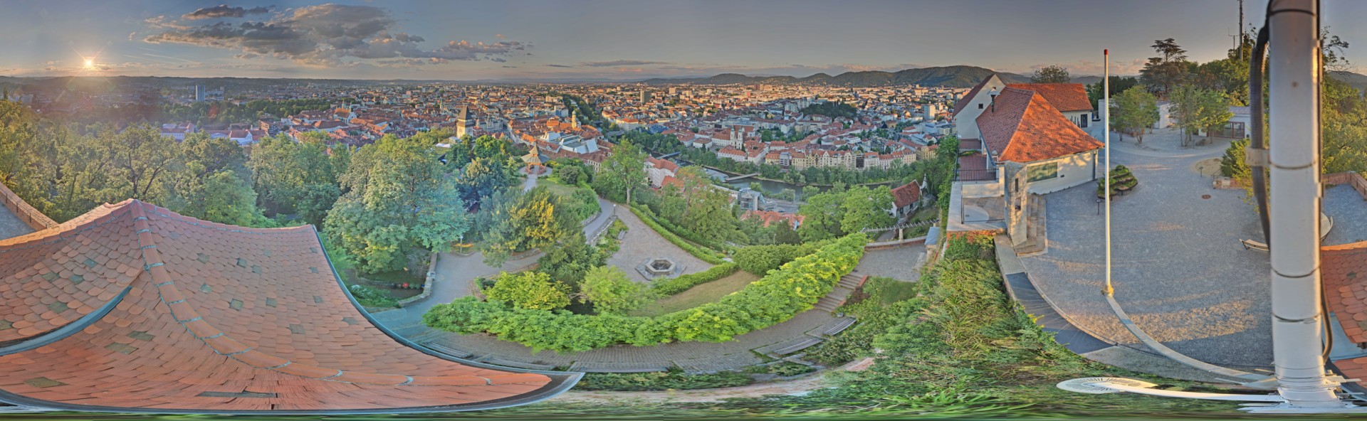 Archiv Foto Webcam Graz: Panorama vom Schlossberg