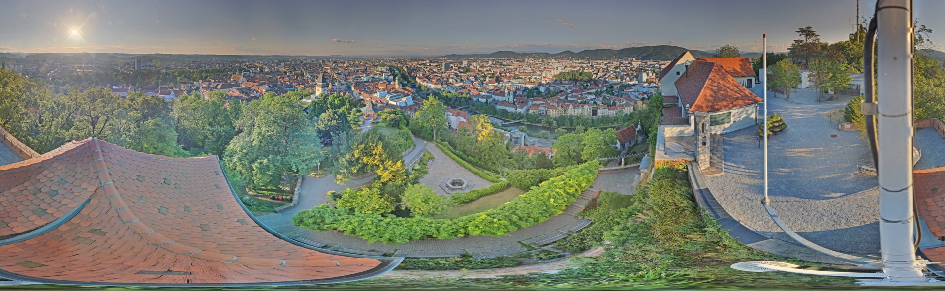 Archiv Foto Webcam Graz: Panorama vom Schlossberg