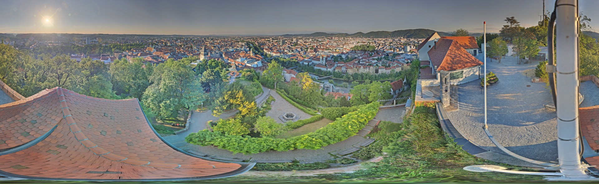 Archiv Foto Webcam Graz: Panorama vom Schlossberg