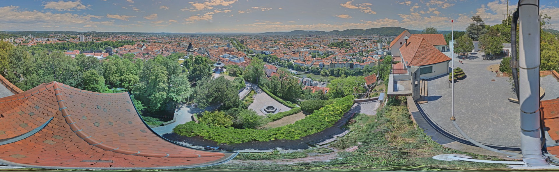 Archiv Foto Webcam Graz: Panorama vom Schlossberg