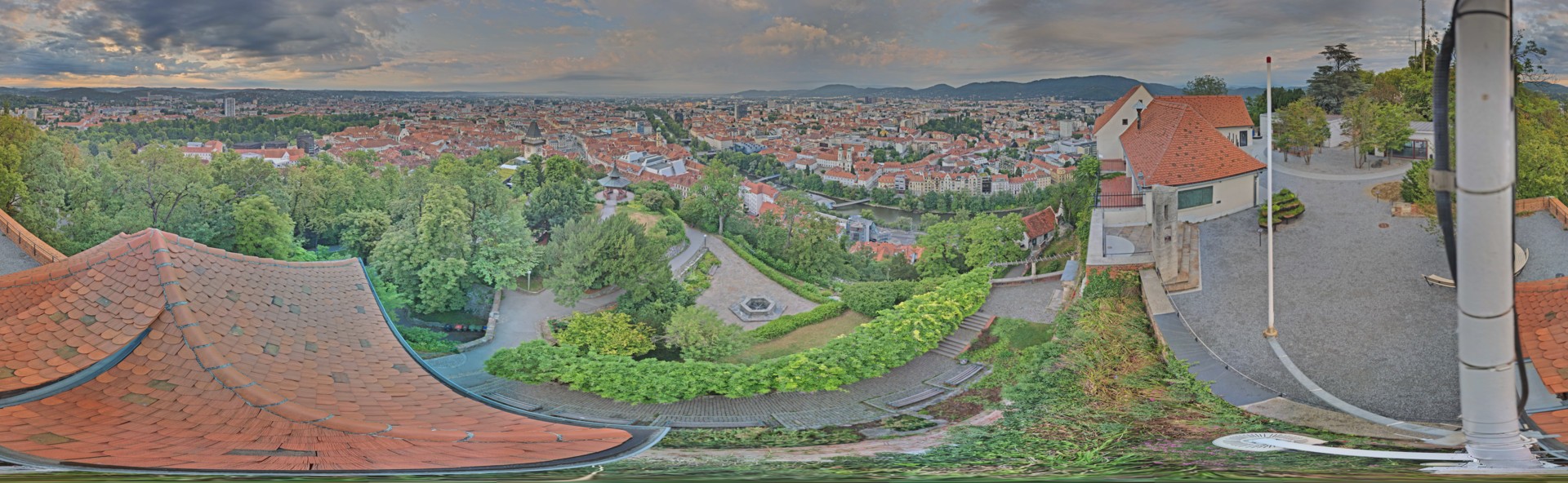 Archiv Foto Webcam Graz: Panorama vom Schlossberg
