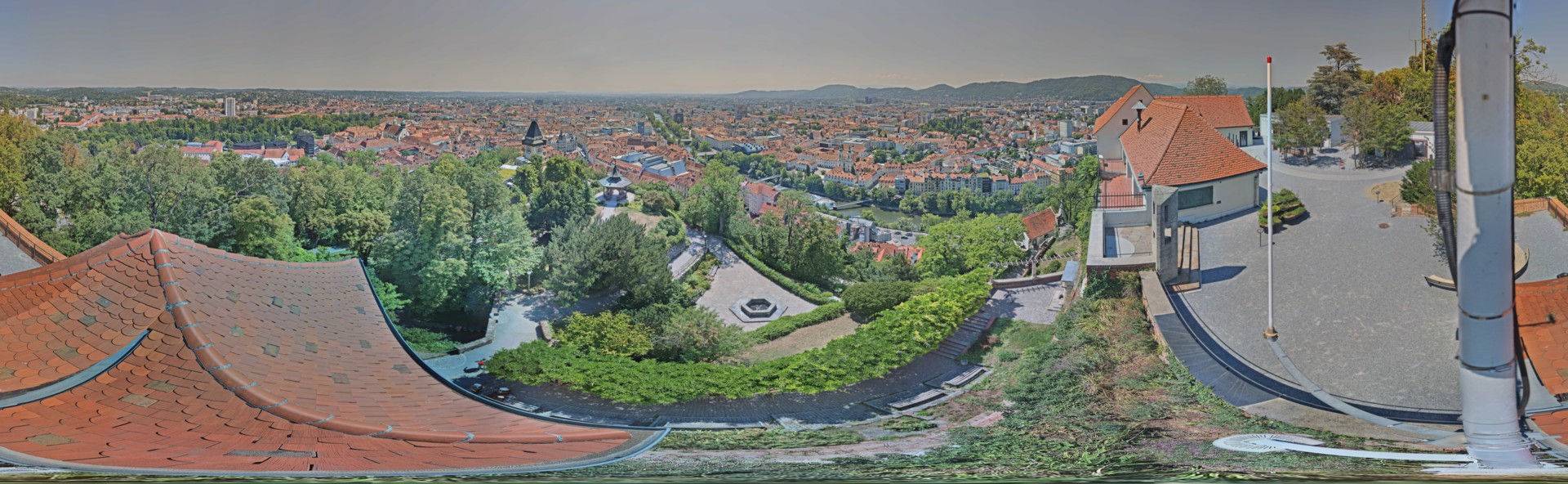 Archiv Foto Webcam Graz: Panorama vom Schlossberg