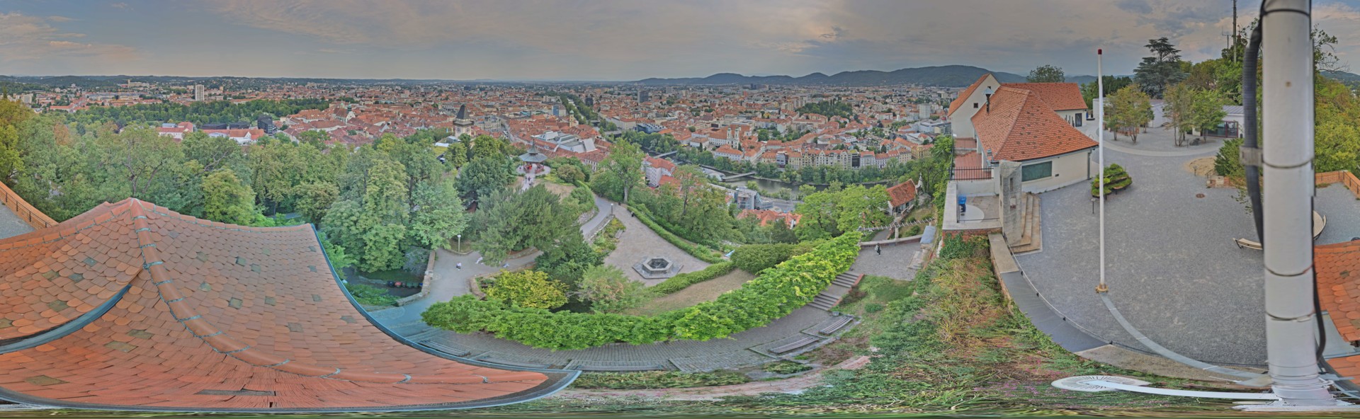 Archiv Foto Webcam Graz: Panorama vom Schlossberg