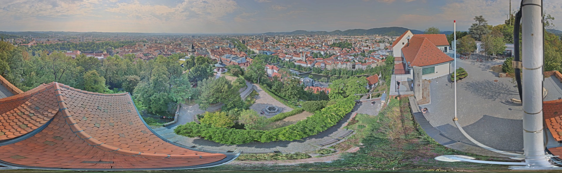 Archiv Foto Webcam Graz: Panorama vom Schlossberg