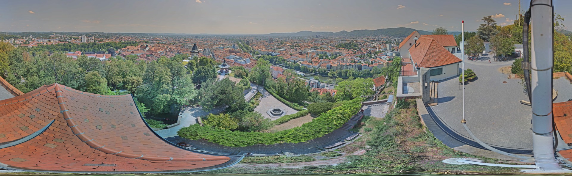 Archiv Foto Webcam Graz: Panorama vom Schlossberg