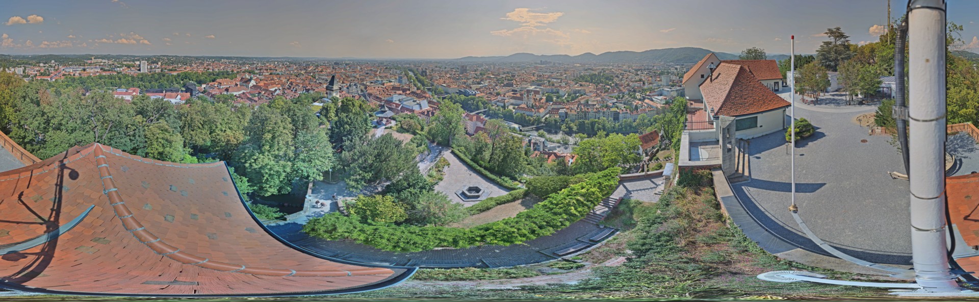 Archiv Foto Webcam Graz: Panorama vom Schlossberg