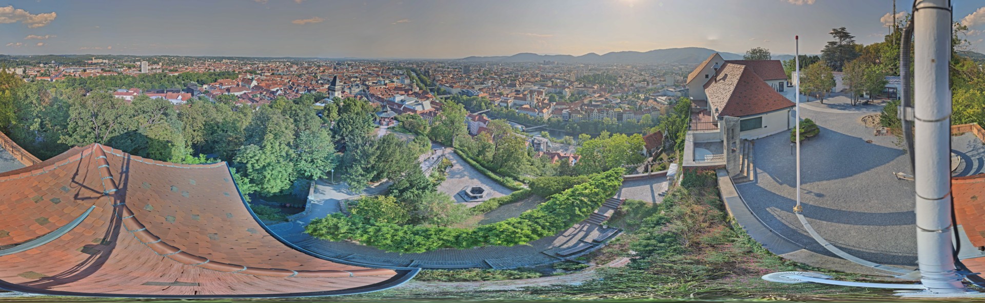 Archiv Foto Webcam Graz: Panorama vom Schlossberg