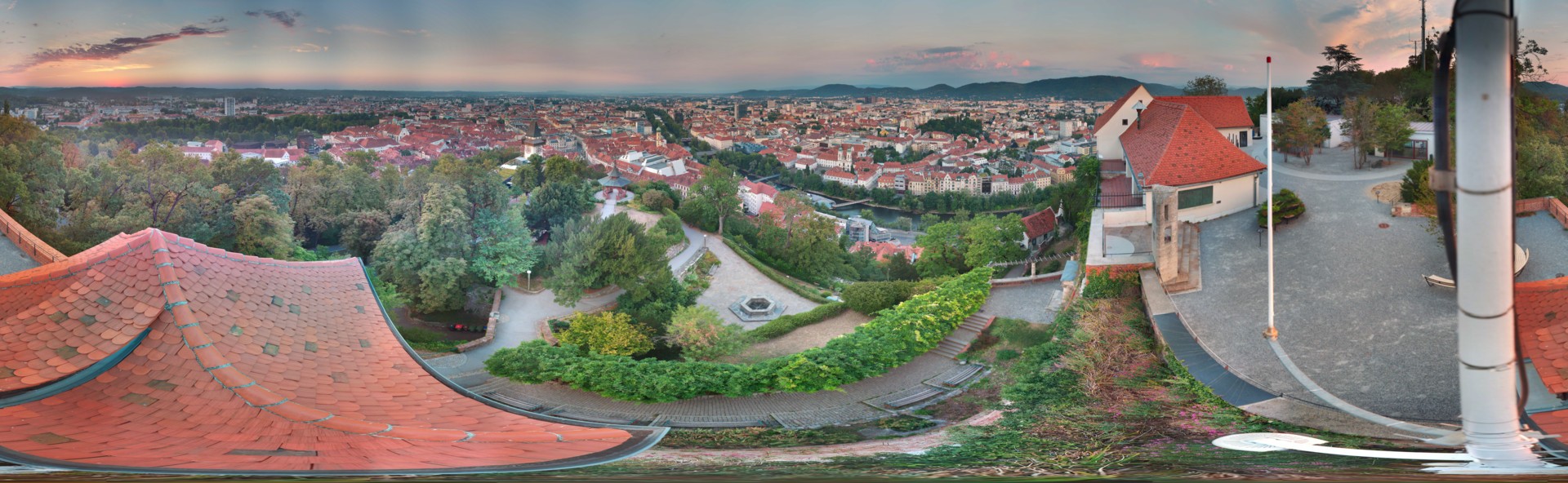 Archiv Foto Webcam Graz: Panorama vom Schlossberg