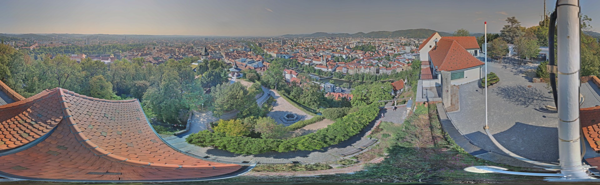 Archiv Foto Webcam Graz: Panorama vom Schlossberg