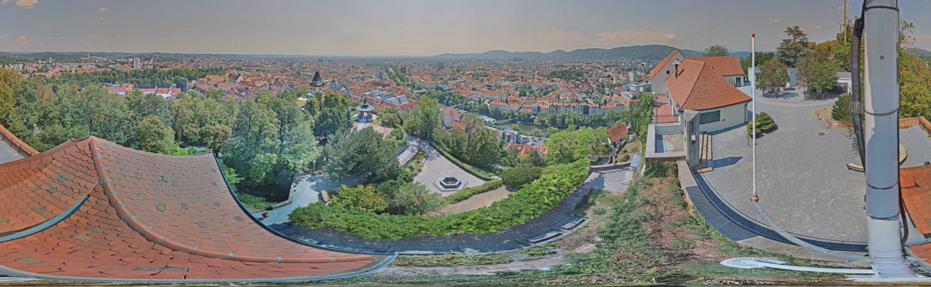 Archiv Foto Webcam Graz: Panorama vom Schlossberg