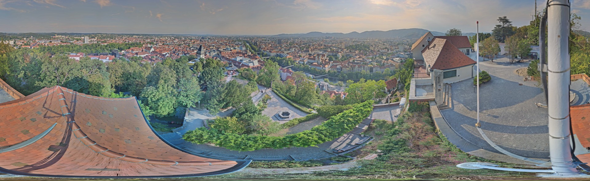 Archiv Foto Webcam Graz: Panorama vom Schlossberg