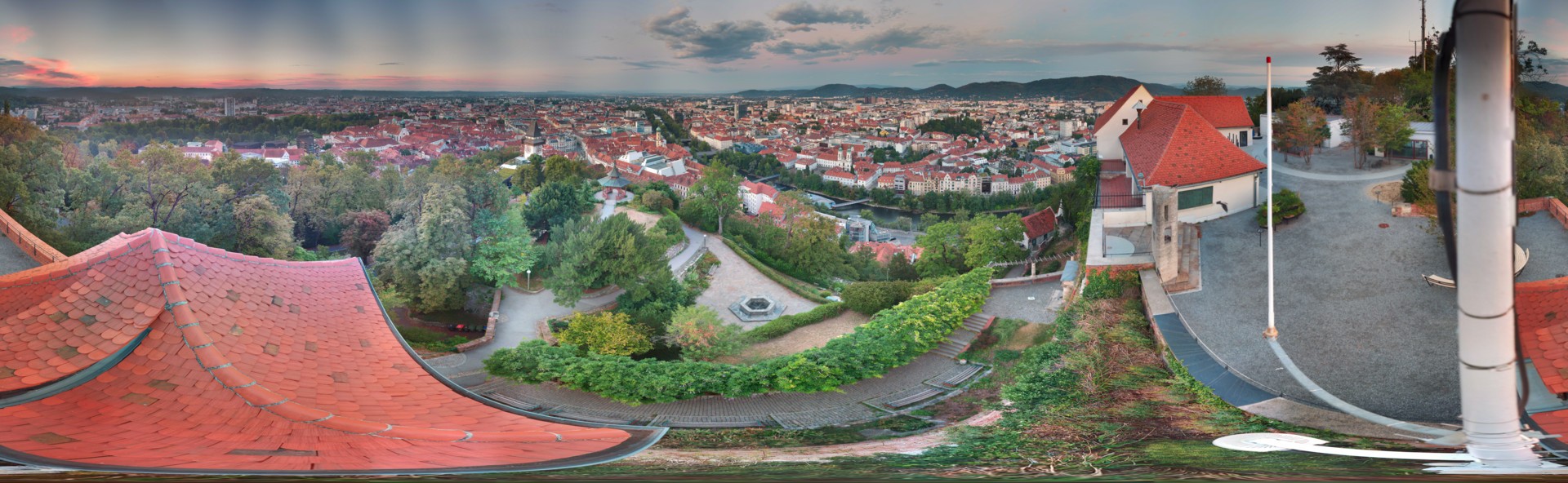 Archiv Foto Webcam Graz: Panorama vom Schlossberg
