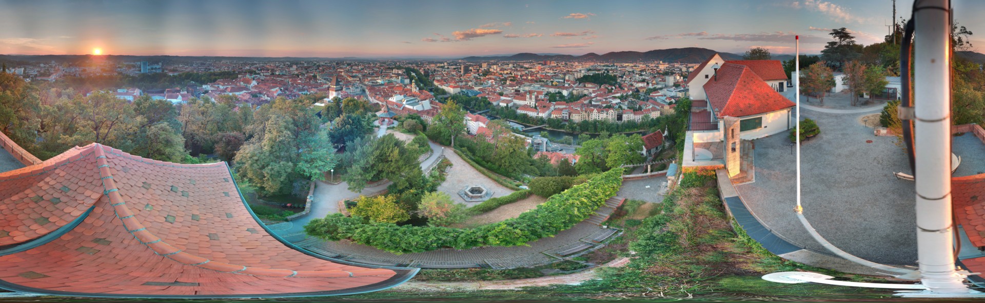 Archiv Foto Webcam Graz: Panorama vom Schlossberg