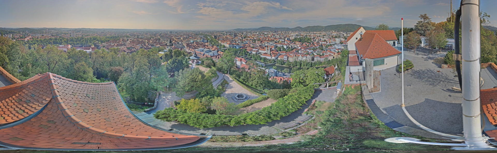 Archiv Foto Webcam Graz: Panorama vom Schlossberg