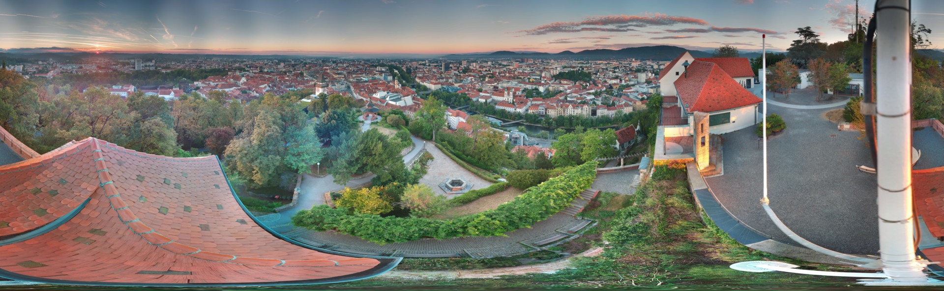 Archiv Foto Webcam Graz: Panorama vom Schlossberg