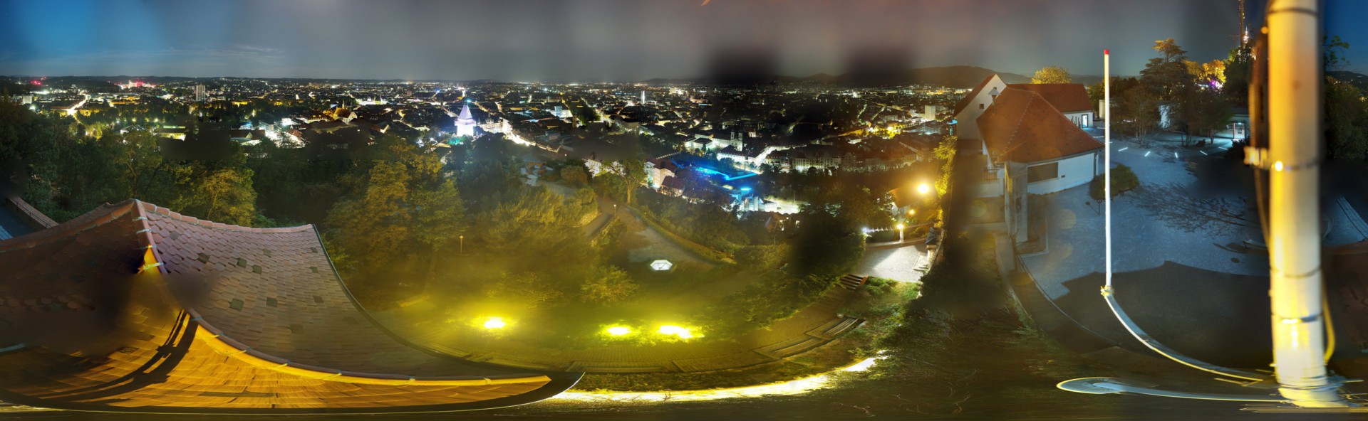 Archiv Foto Webcam Graz: Panorama vom Schlossberg