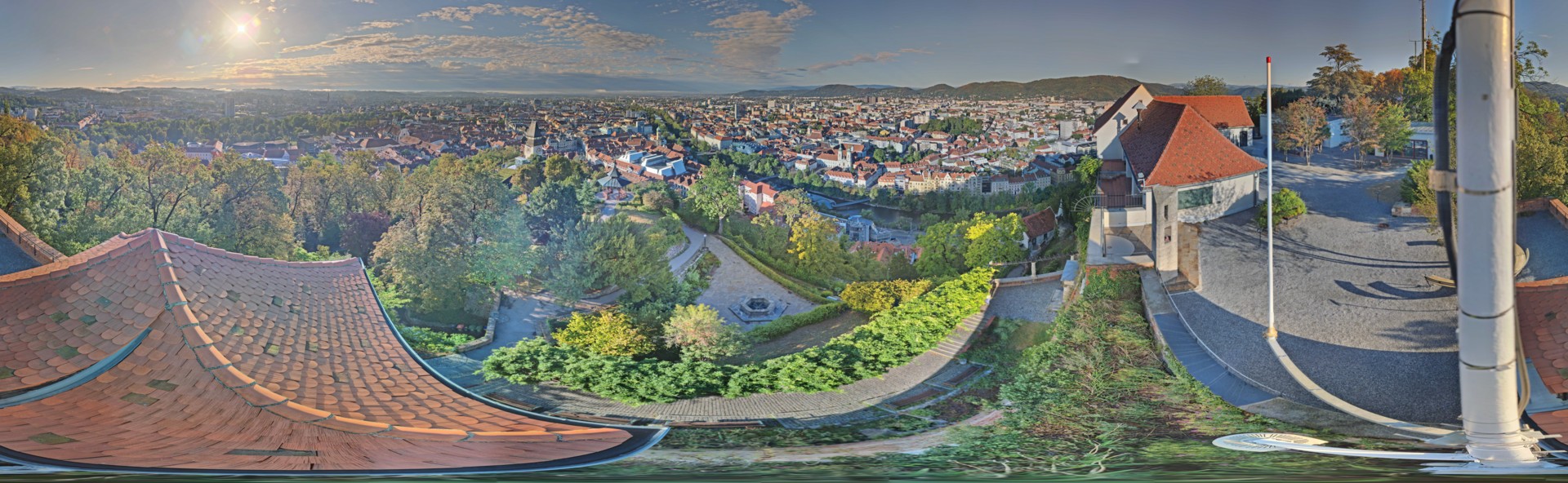 Archiv Foto Webcam Graz: Panorama vom Schlossberg