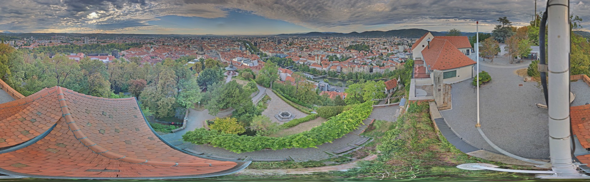 Archiv Foto Webcam Graz: Panorama vom Schlossberg