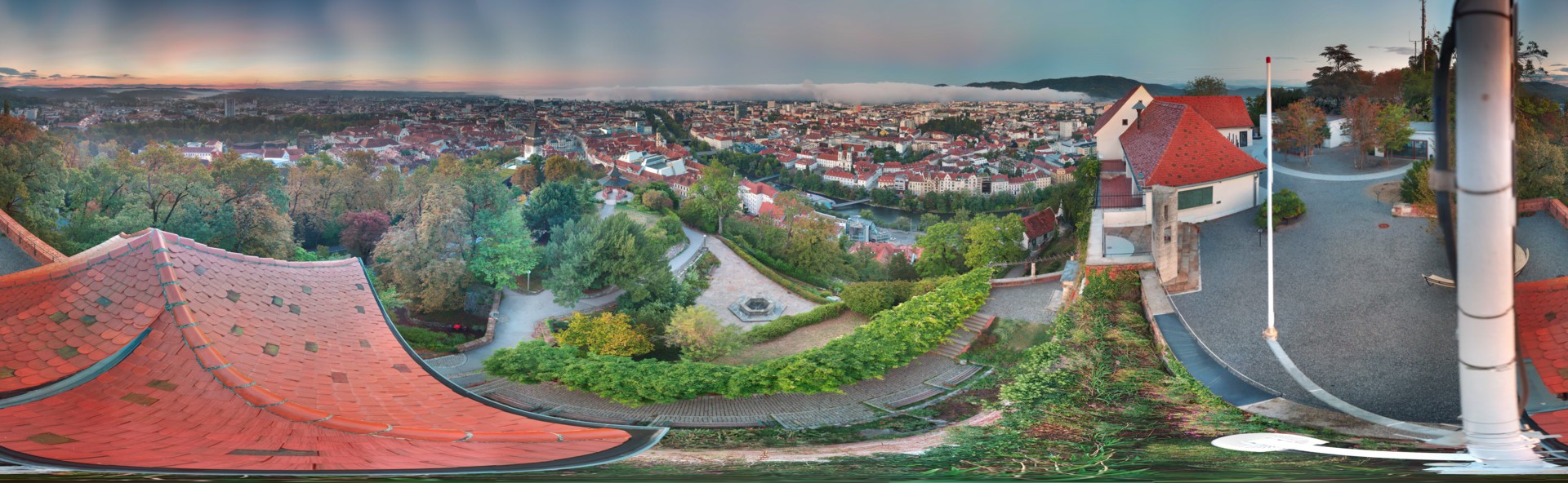 Archiv Foto Webcam Graz: Panorama vom Schlossberg