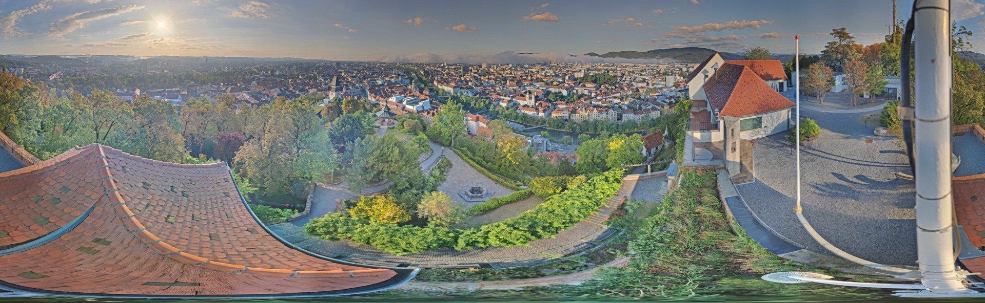 Archiv Foto Webcam Graz: Panorama vom Schlossberg