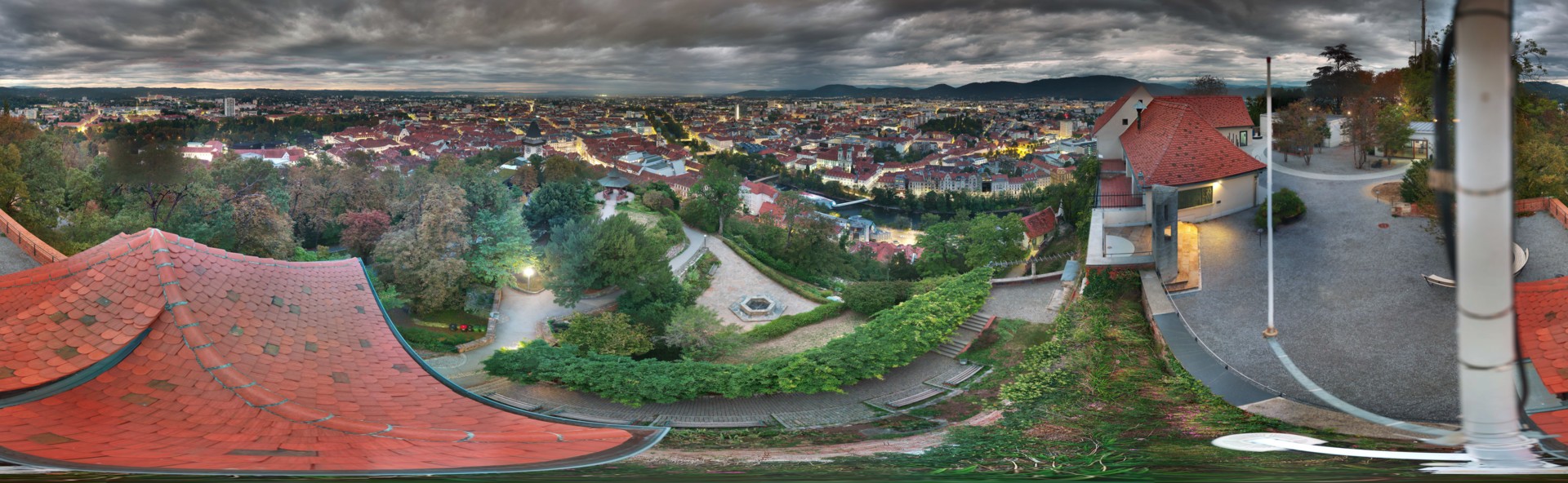 Archiv Foto Webcam Graz: Panorama vom Schlossberg