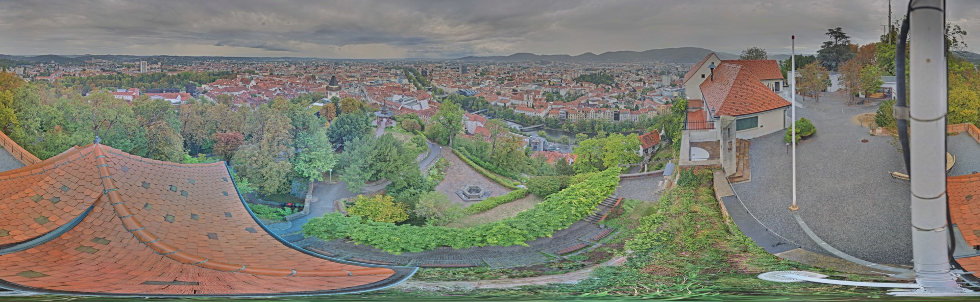 Archiv Foto Webcam Graz: Panorama vom Schlossberg