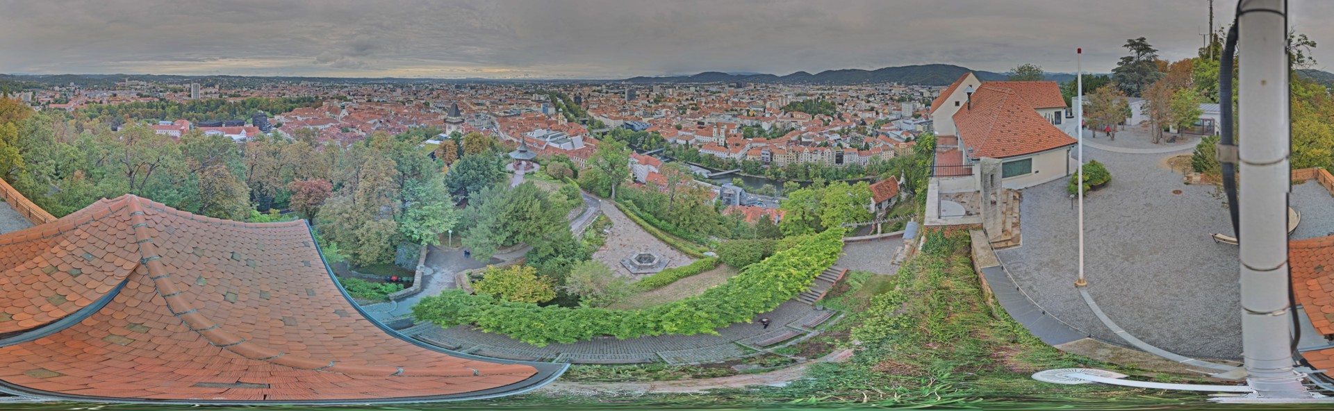 Archiv Foto Webcam Graz: Panorama vom Schlossberg