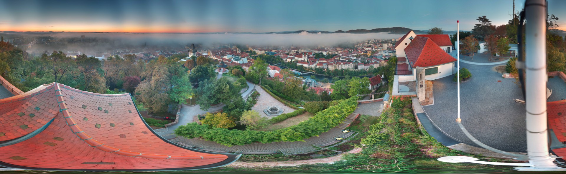 Archiv Foto Webcam Graz: Panorama vom Schlossberg