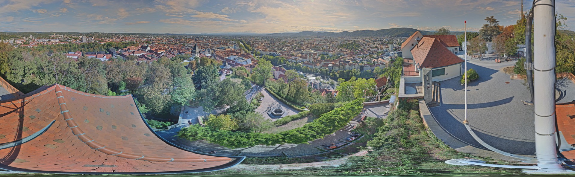 Archiv Foto Webcam Graz: Panorama vom Schlossberg