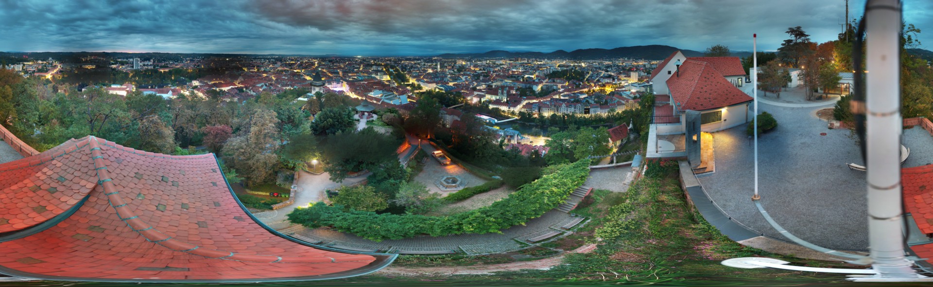 Archiv Foto Webcam Graz: Panorama vom Schlossberg