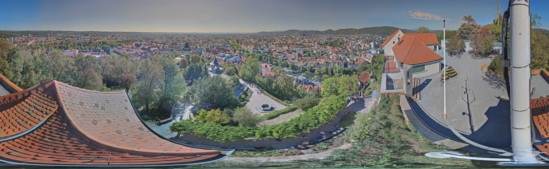 Archiv Foto Webcam Graz: Panorama vom Schlossberg