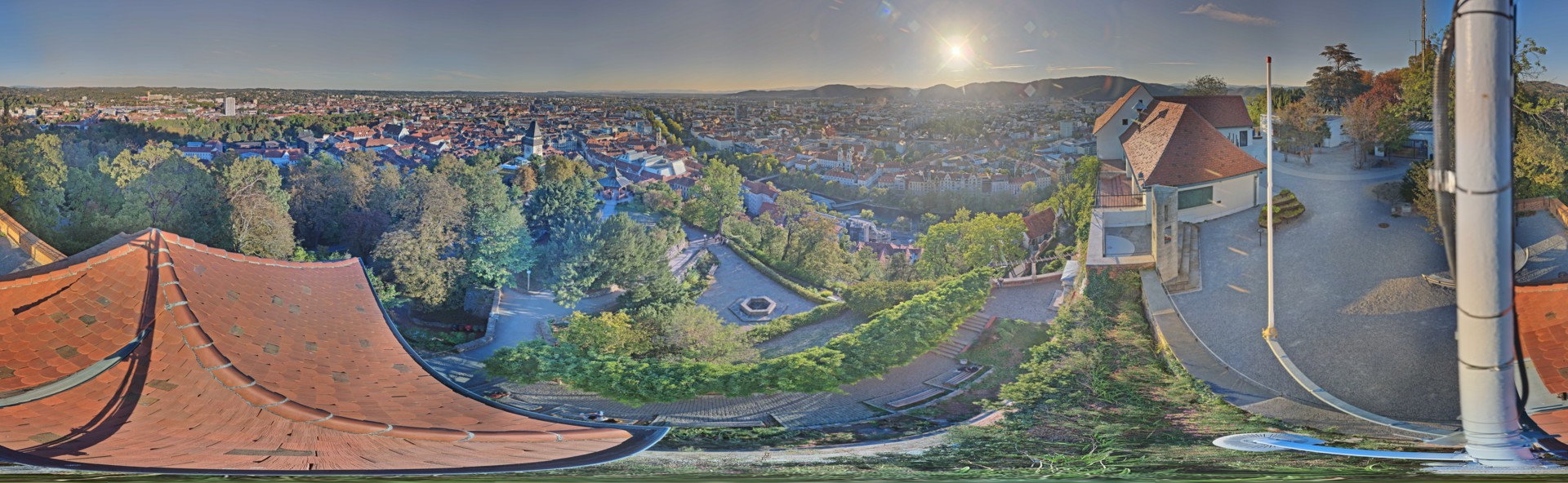 Archiv Foto Webcam Graz: Panorama vom Schlossberg