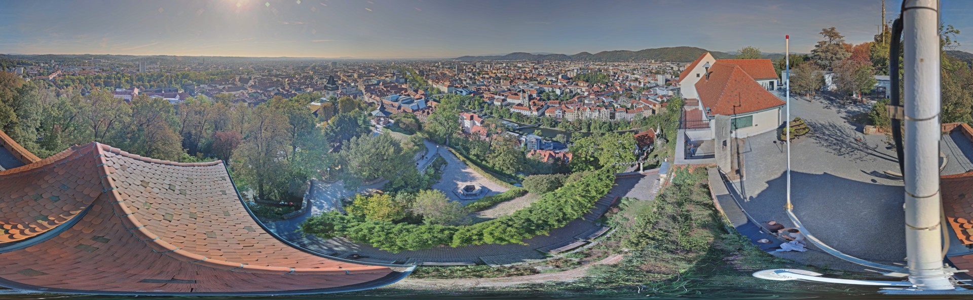Archiv Foto Webcam Graz: Panorama vom Schlossberg