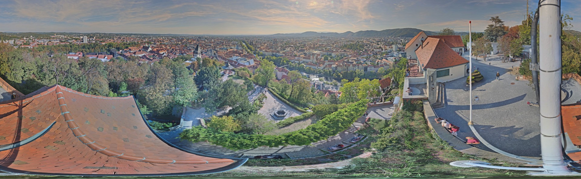 Archiv Foto Webcam Graz: Panorama vom Schlossberg
