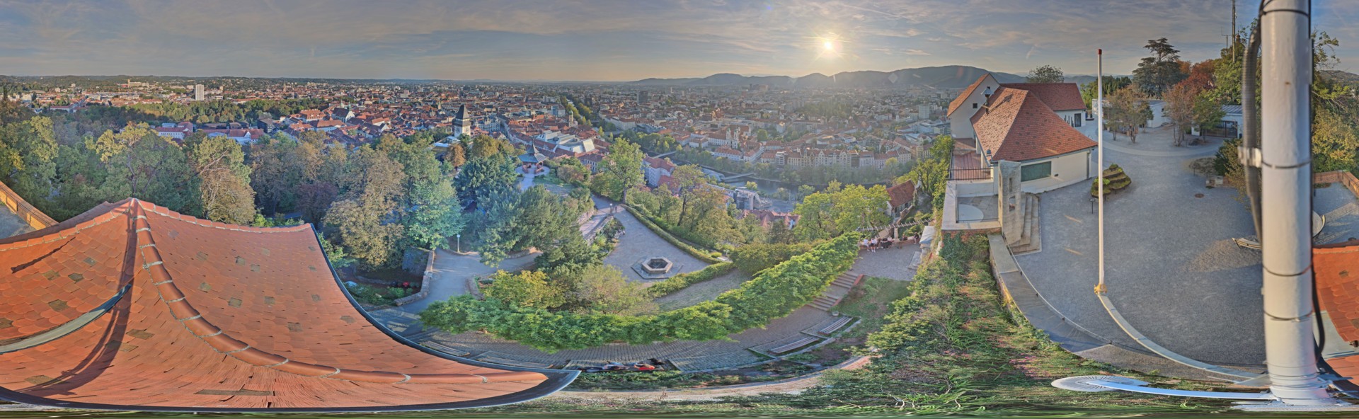 Archiv Foto Webcam Graz: Panorama vom Schlossberg