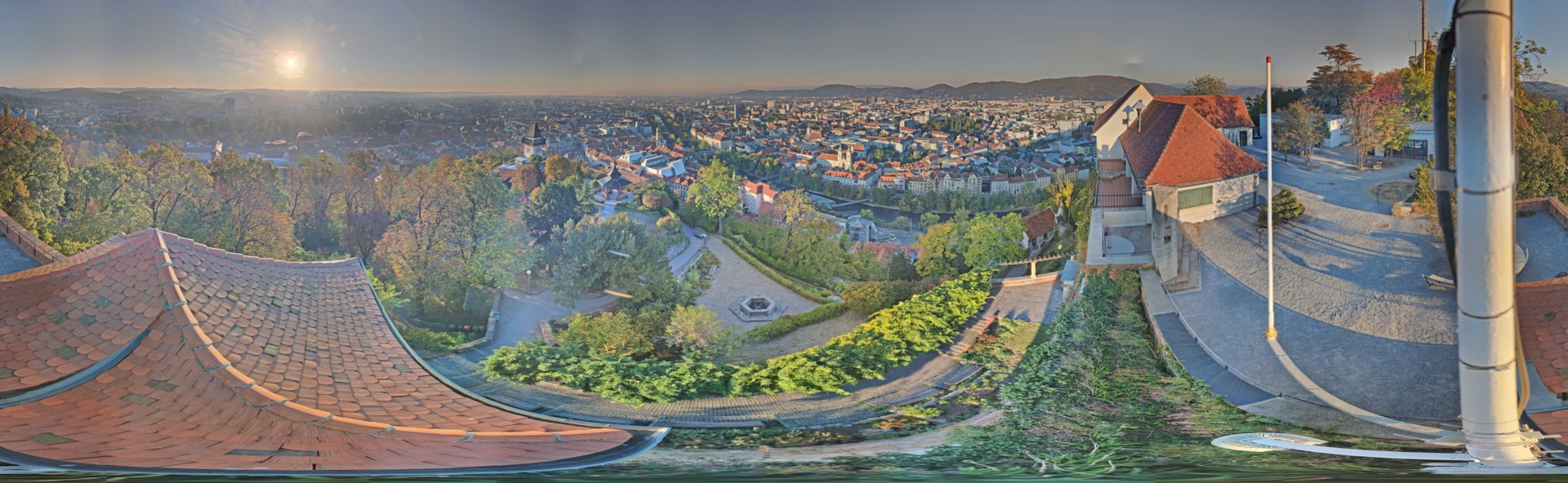 Archiv Foto Webcam Graz: Panorama vom Schlossberg