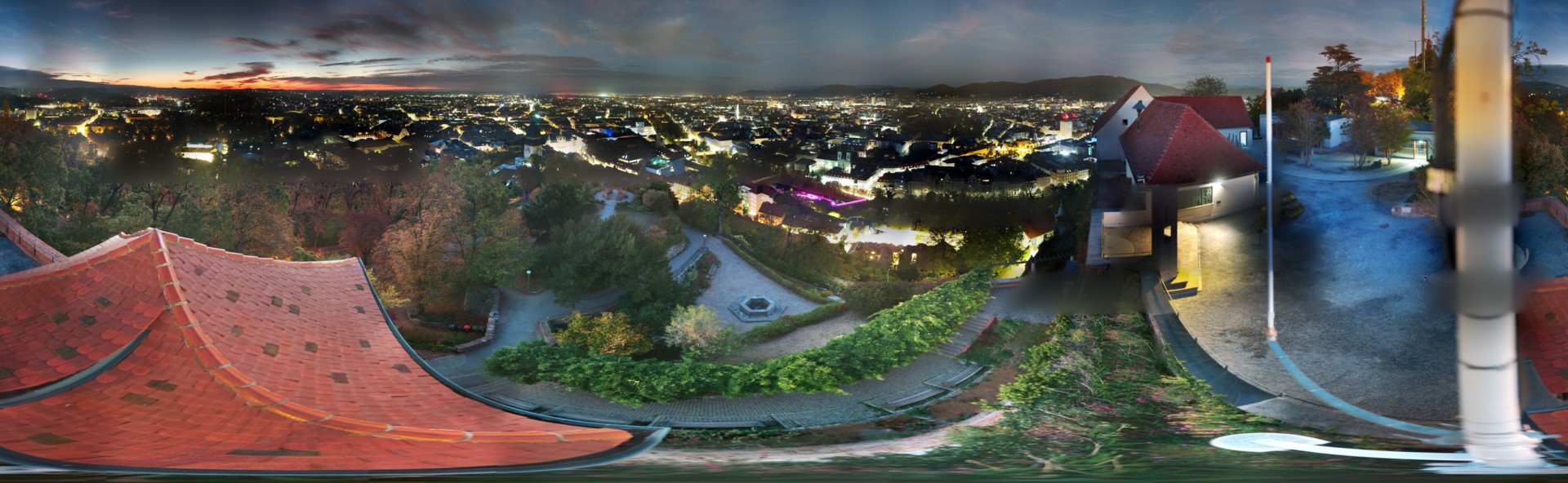 Archiv Foto Webcam Graz: Panorama vom Schlossberg