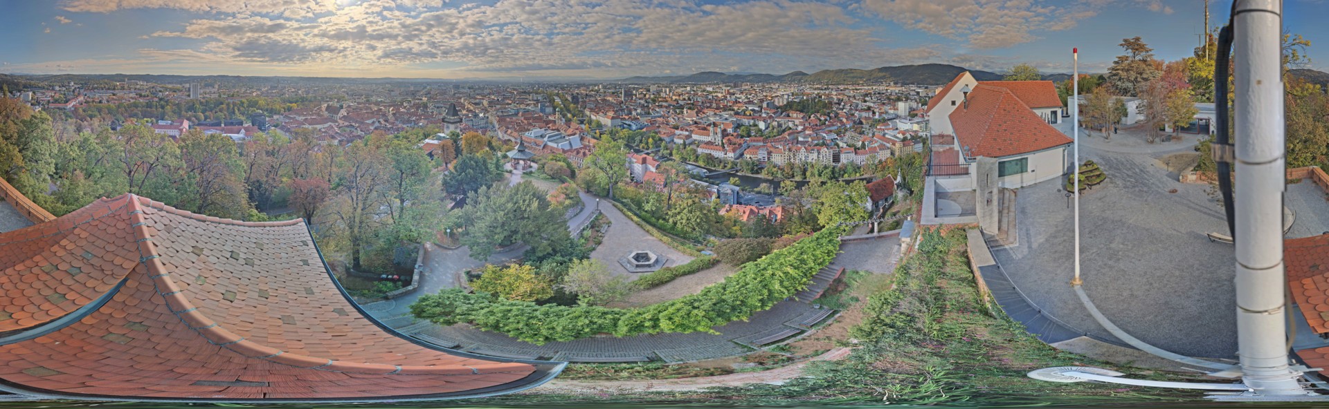 Archiv Foto Webcam Graz: Panorama vom Schlossberg